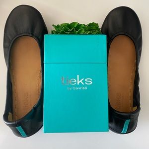 Tieks by Gavreli, Size 7 (matte black)
